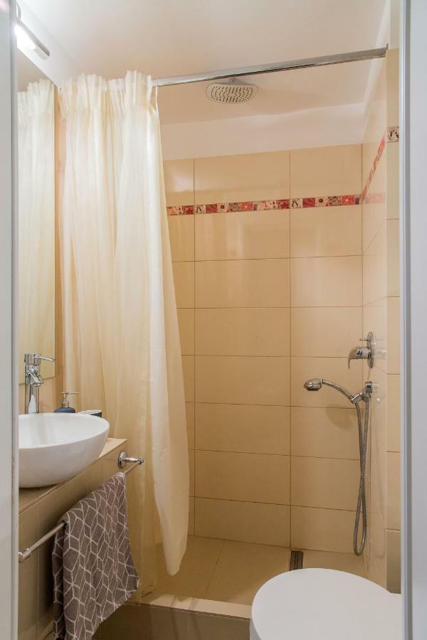 Spacious Downtown Apartment - Old Town Bükreş Dış mekan fotoğraf